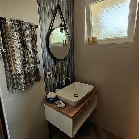 Apartment Royal Blue River Pearl *